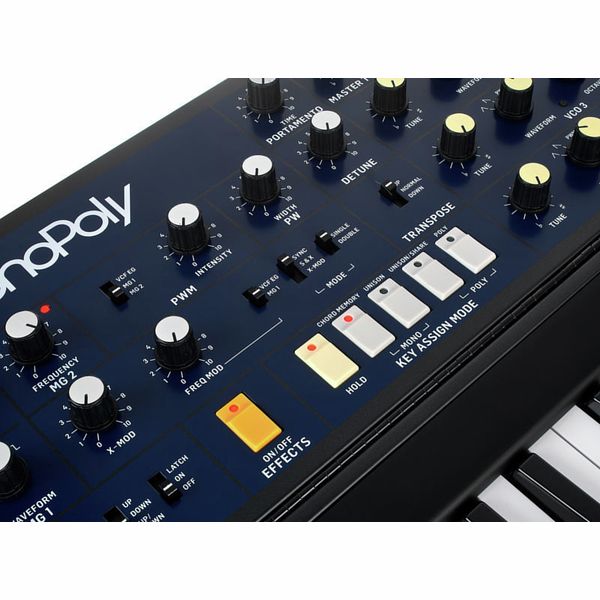 Behringer MonoPoly