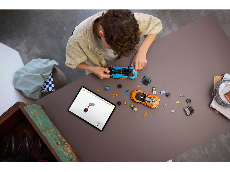 LEGO® Speed Champions Lamborghini Revuelto und Huracán STO Faszinierendes Bauerlebnis