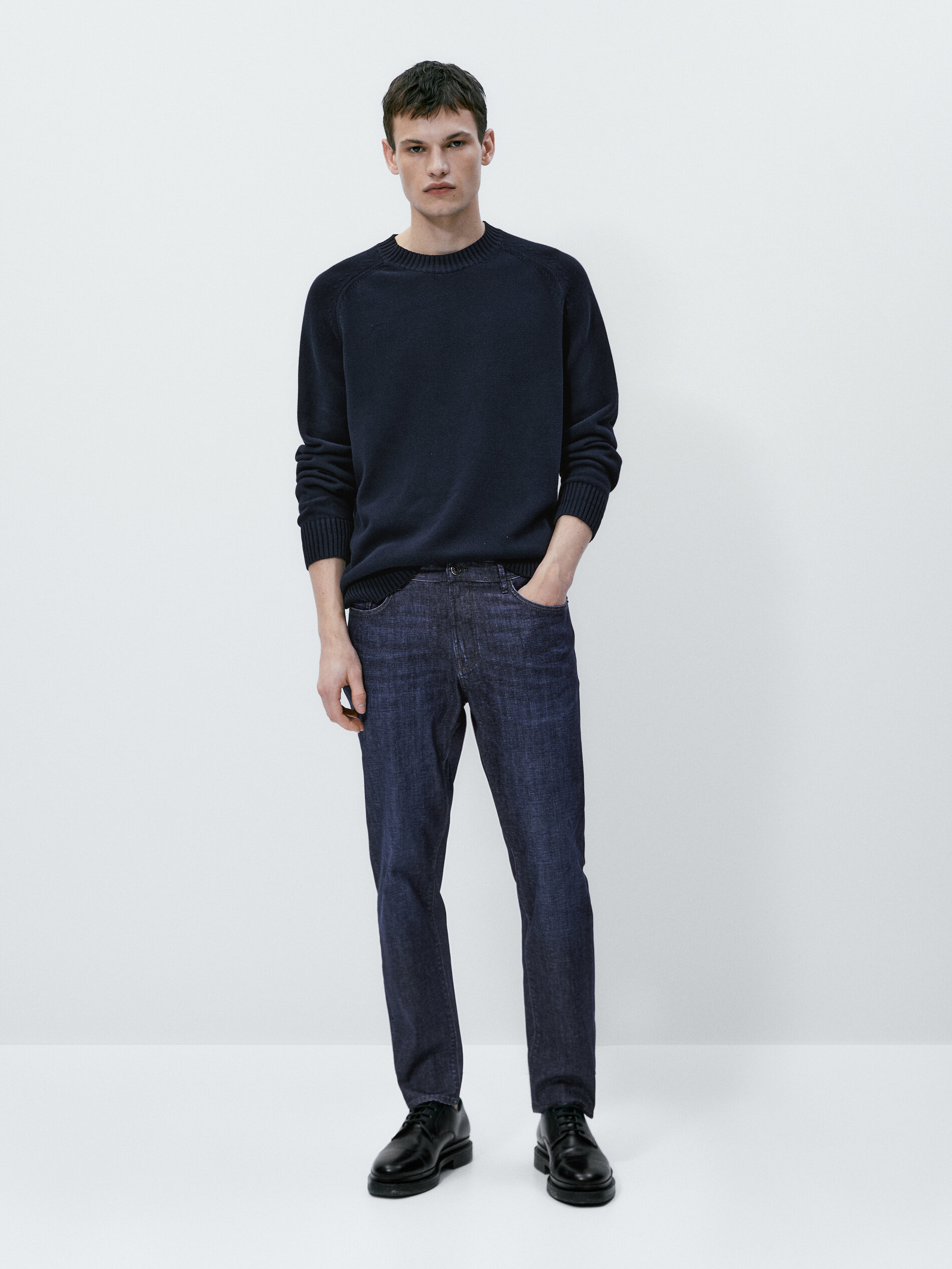Calça vaquero ligero stone wash tapered fit - INDIGO