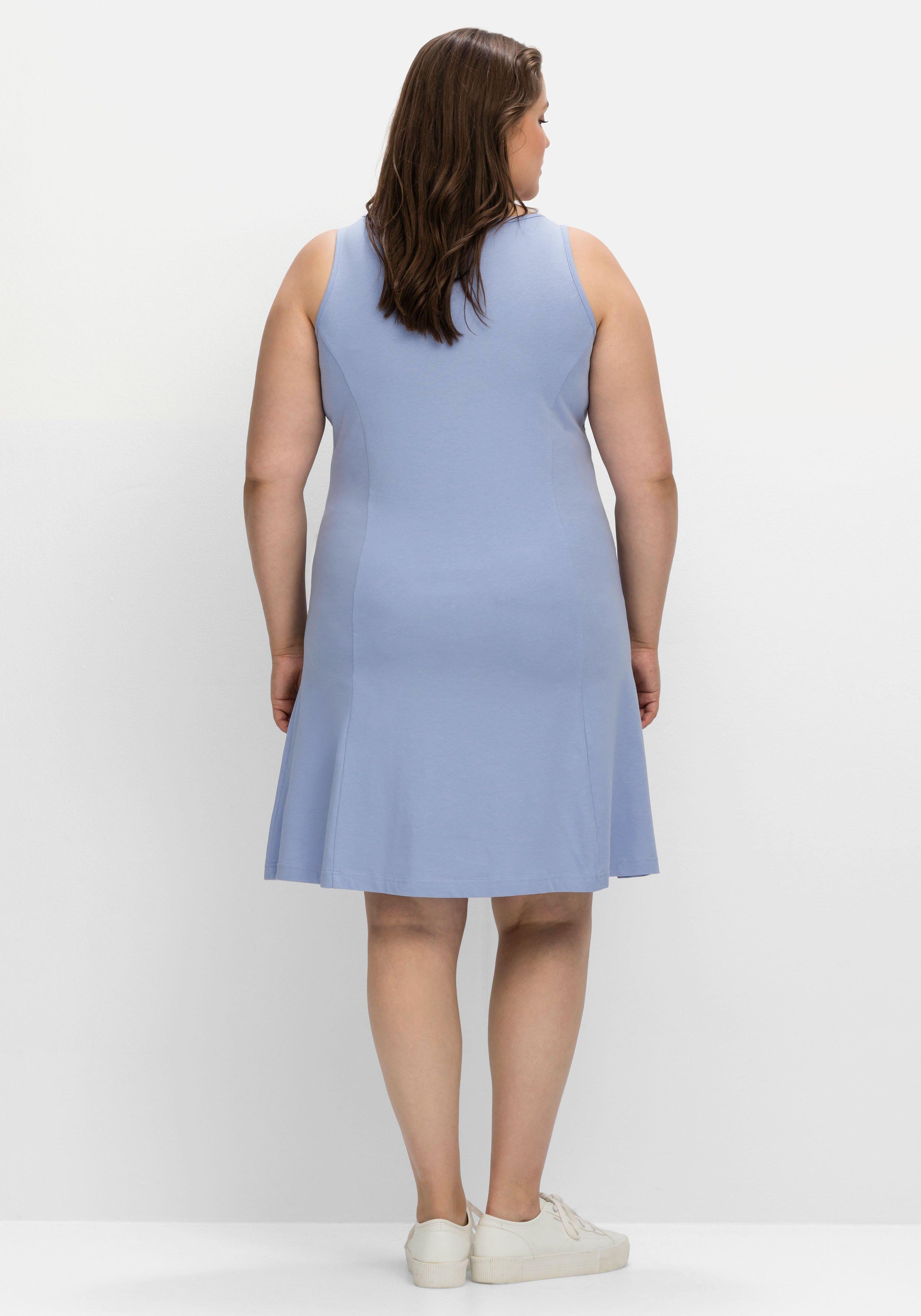 Kleid in A-Linie mit breiten Trägern