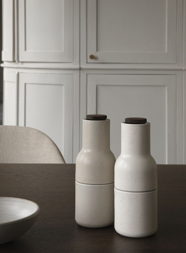 Audo Copenhagen Bottle Grinder, Ceramic, Sand, 2-pa Hvid