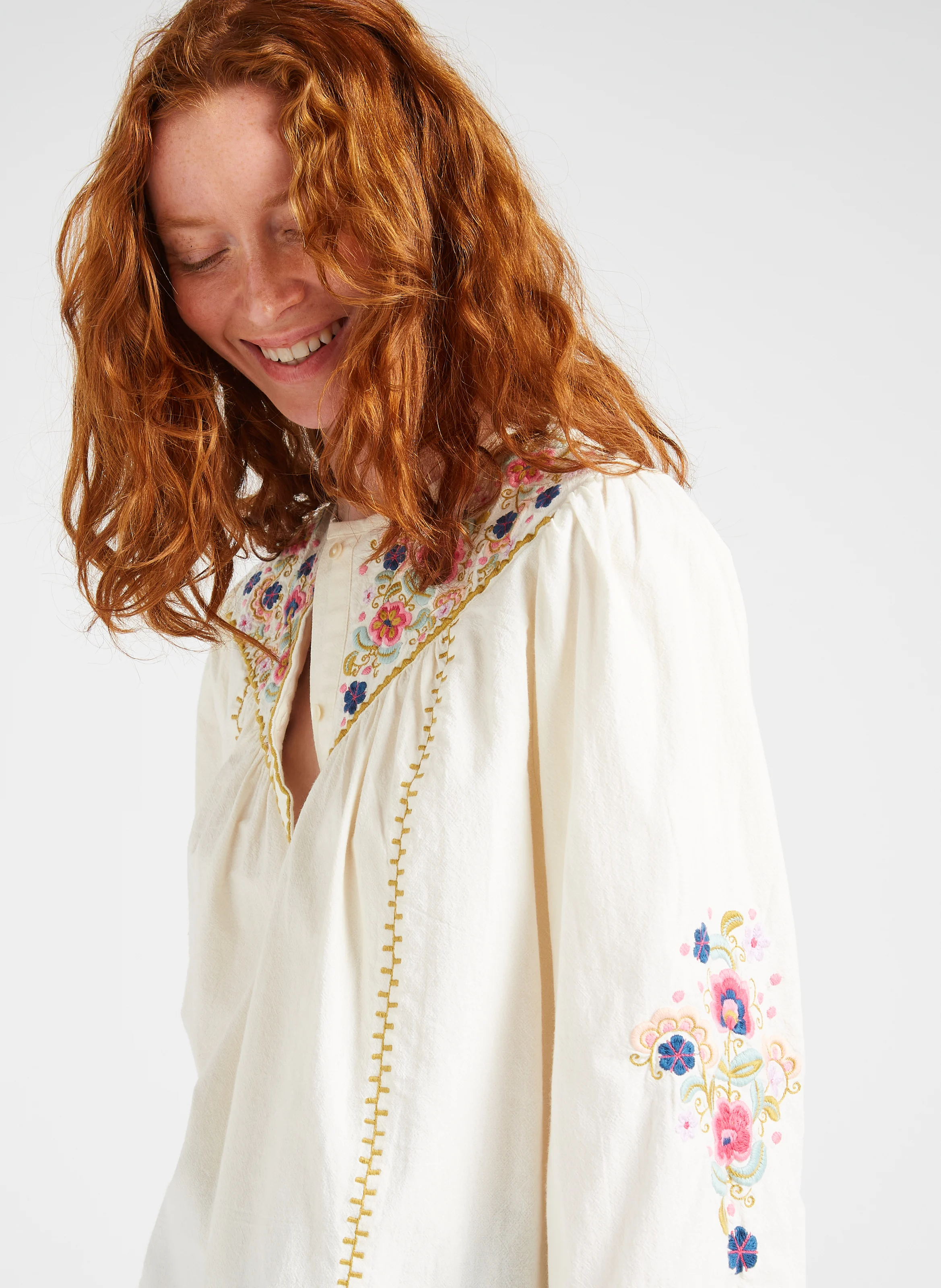 IZZANA - Robe midi rayée en coton bio | Beige