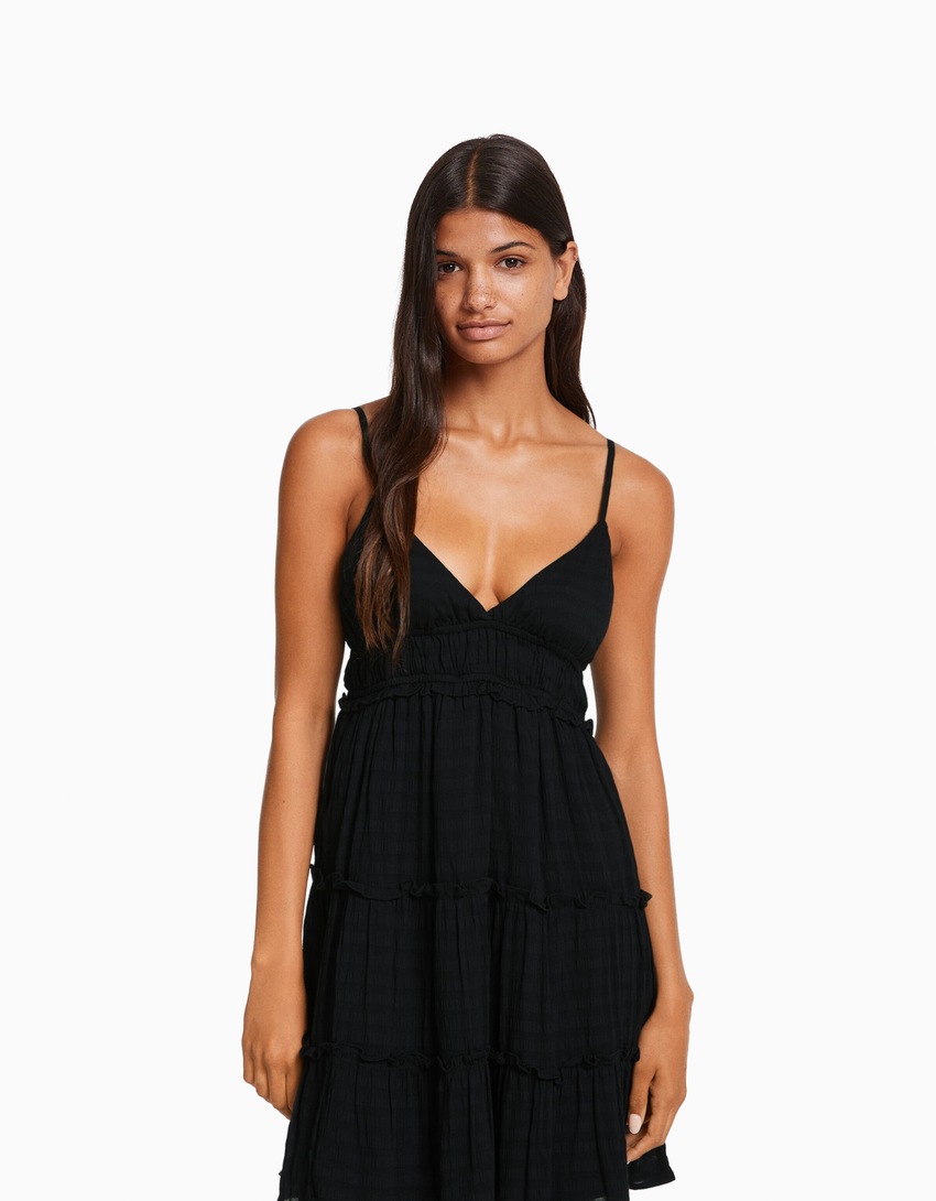 Mini vestido com alças franzidas