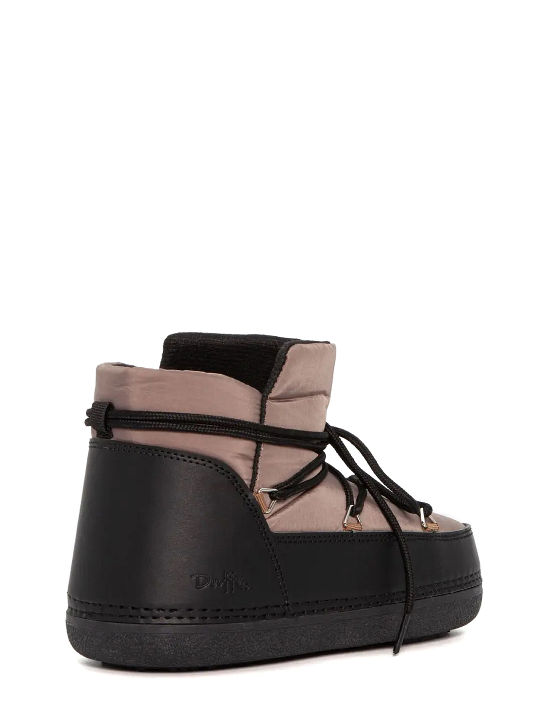 Duffy Pavia ultra low MoonBoots