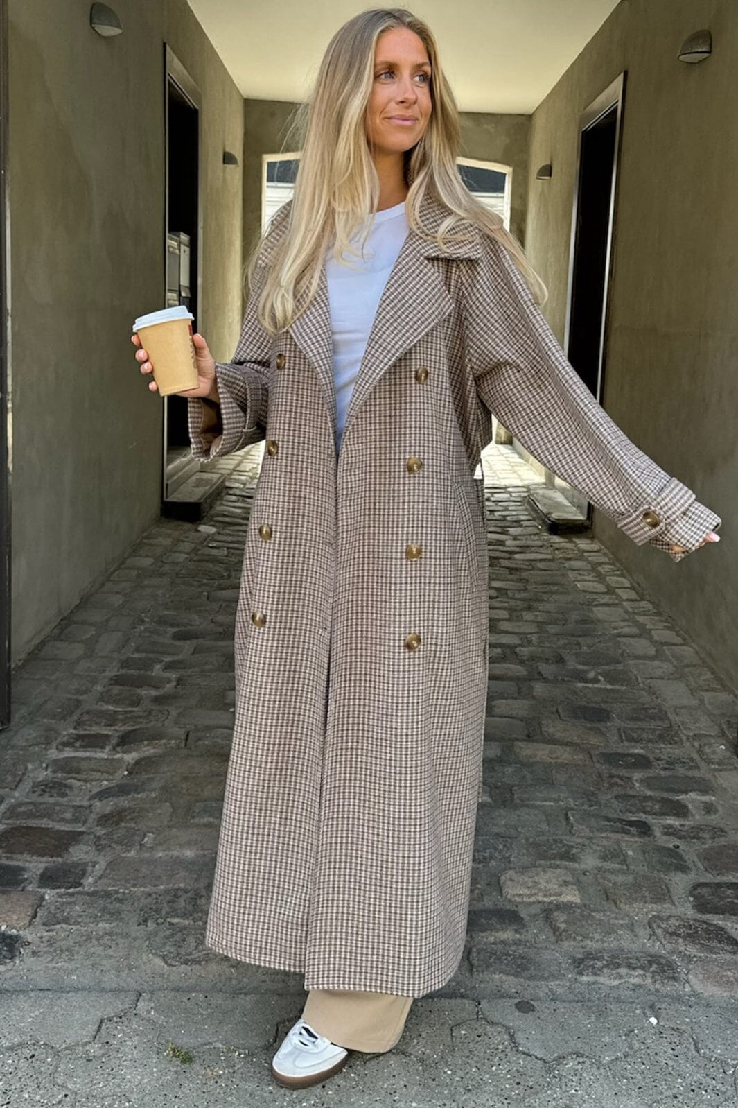 BYIC Julieic Trenchcoat A23686
