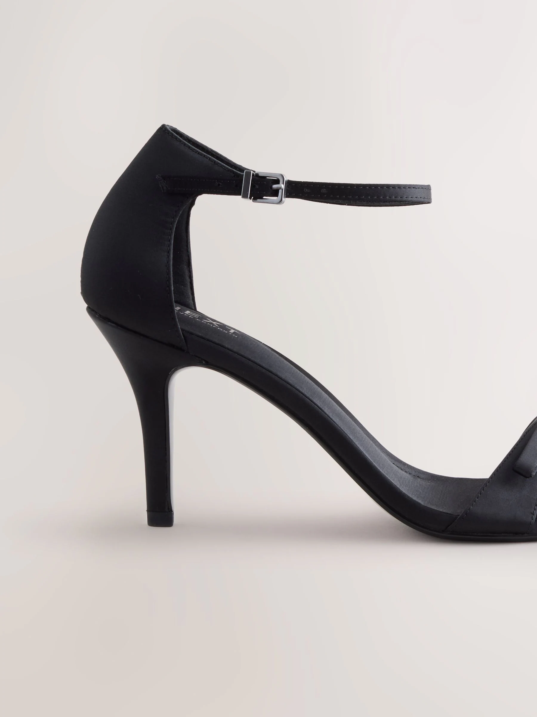 Zwart - Forever Comfort® Mini Satin Bow Heeled Sandals
