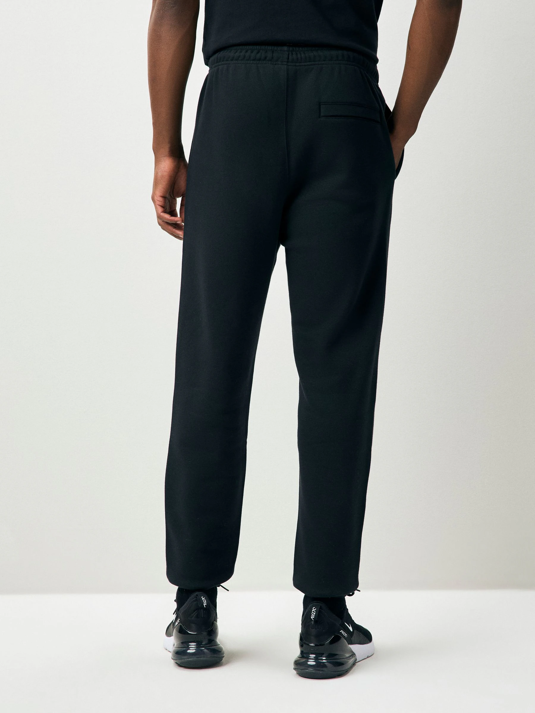 Zwart - Nike Club fleece joggingbroek