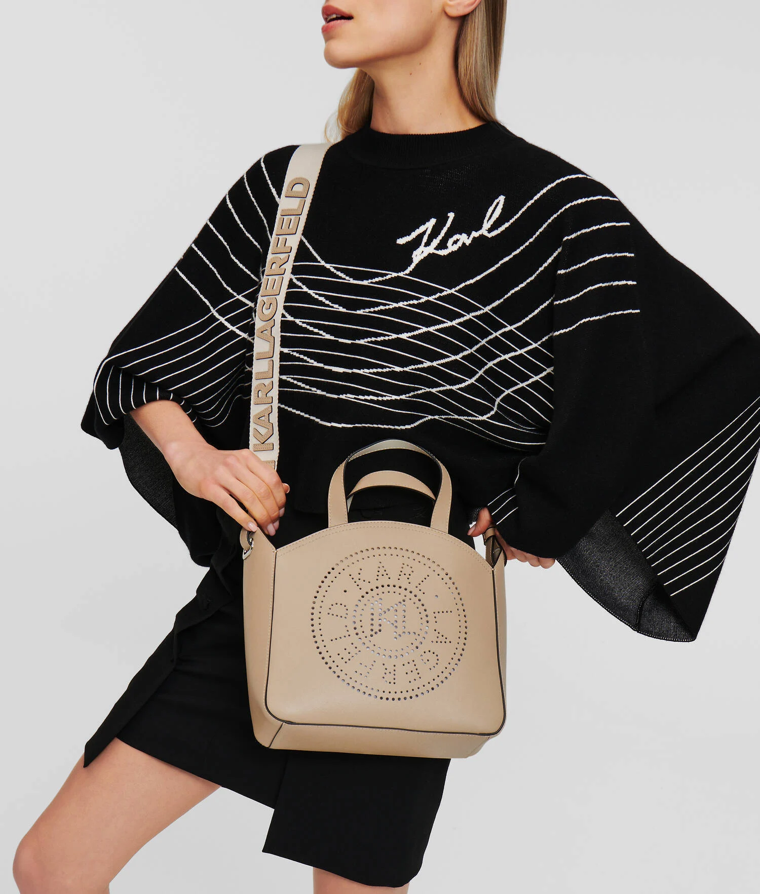 PETIT SAC CABAS PERFORÉ K/CIRCLE
