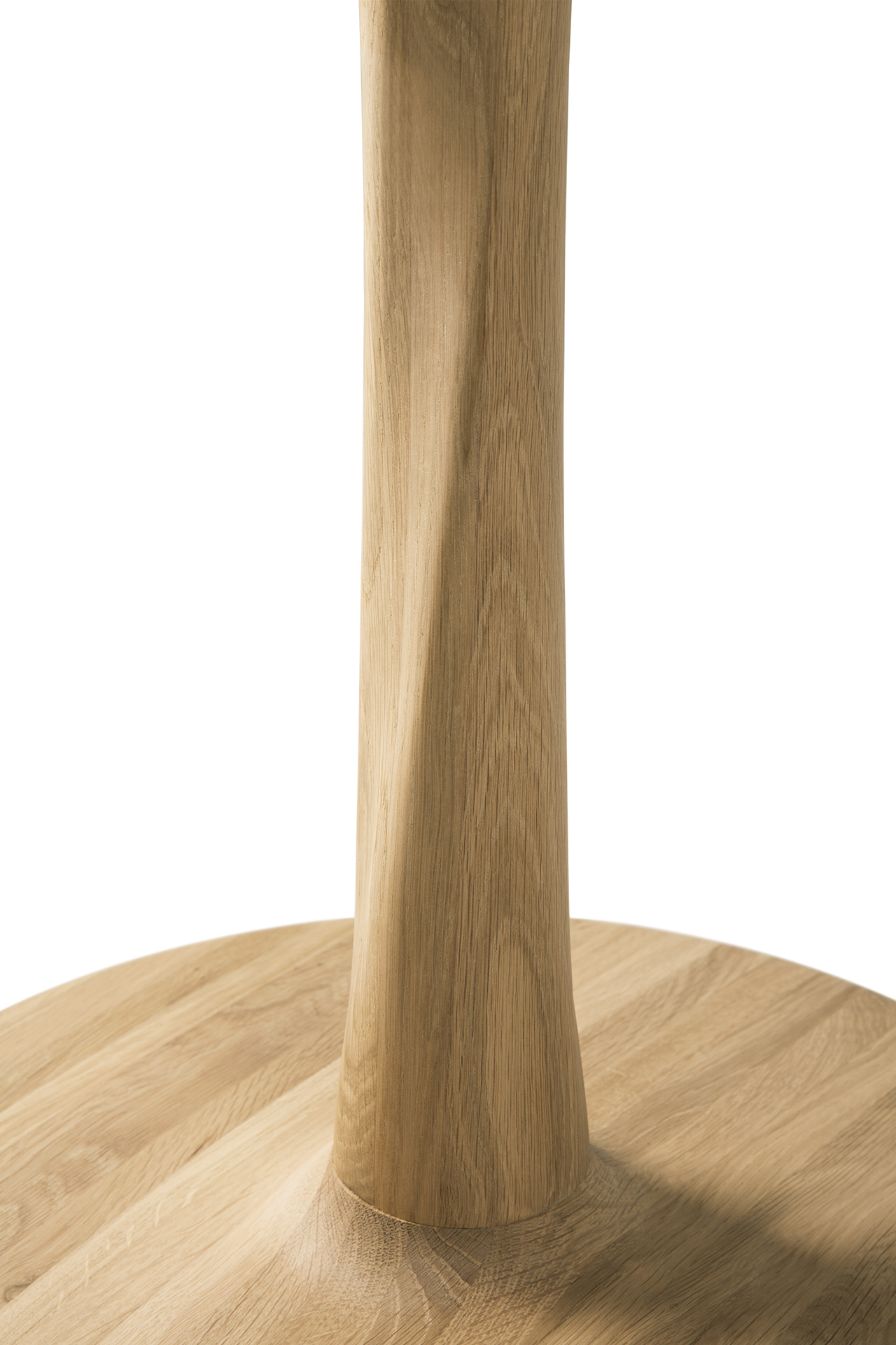 Torsion eettafel rond eiken Ø127 cm - hoogte: standaard 76cm