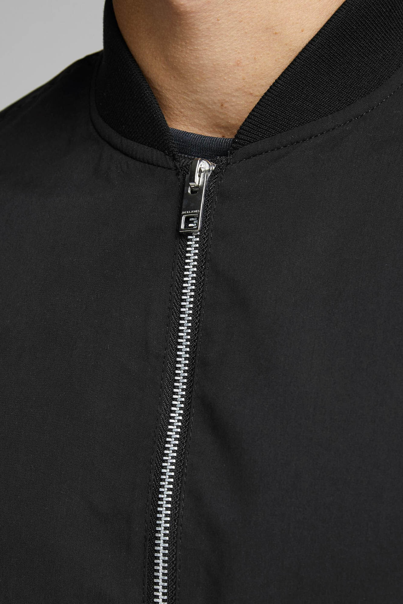 Jaqueta bomber