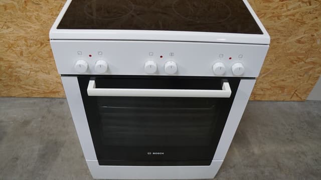 Bosch keramisk komfur HCE722123U