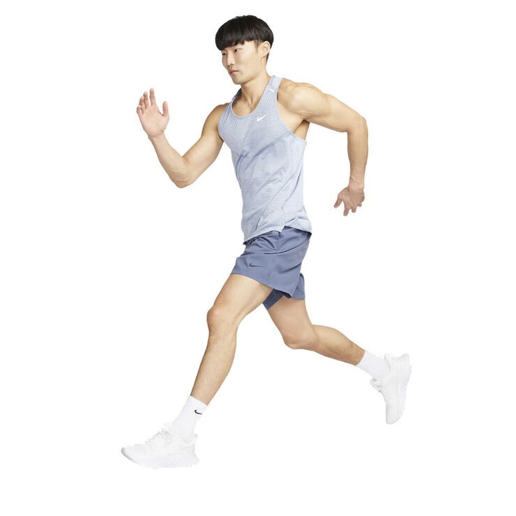 Nike Dri Fit Form 7