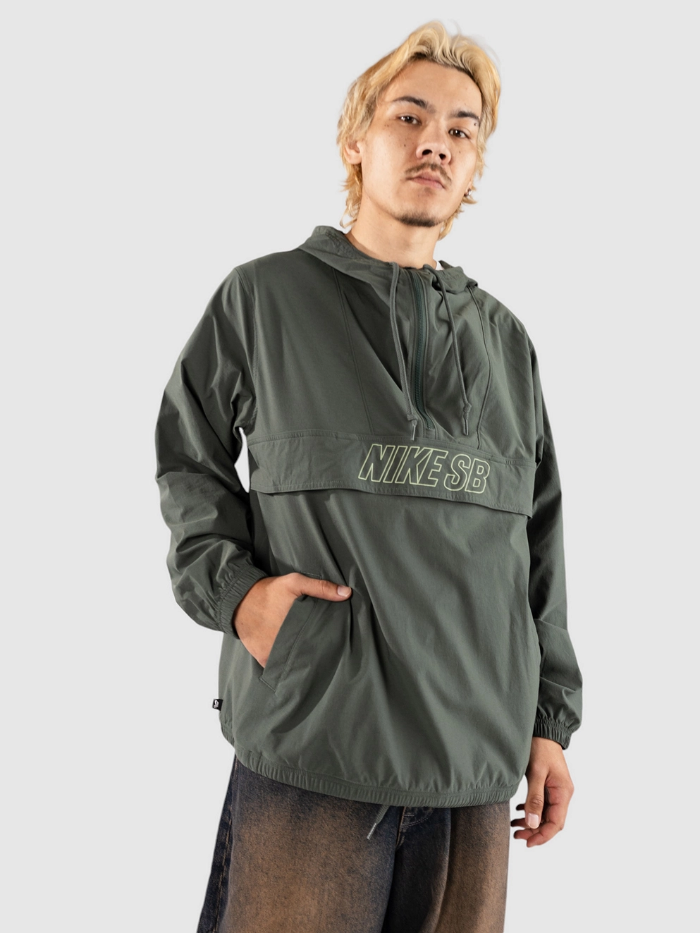 Nike Sb Essential Skate Anorak vintage green/oil green