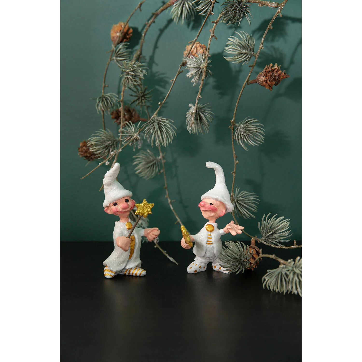 Medusa Copenhagen  Lovely Luciadreng Med Stjernestav figur - H12 cm.