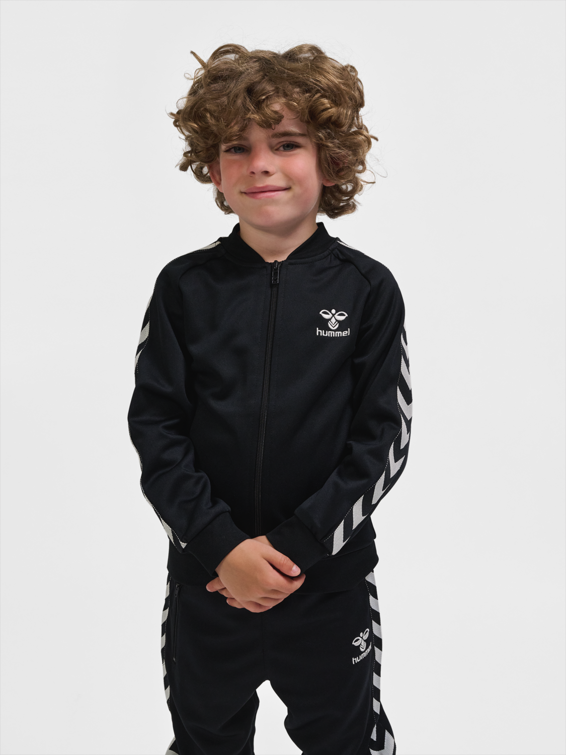 hmlNEWI ZIP JACKET