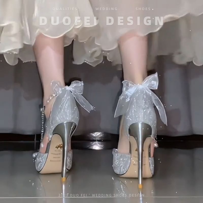 Karlao - Stiletto sandalen met glitterstrik en imitatieparels