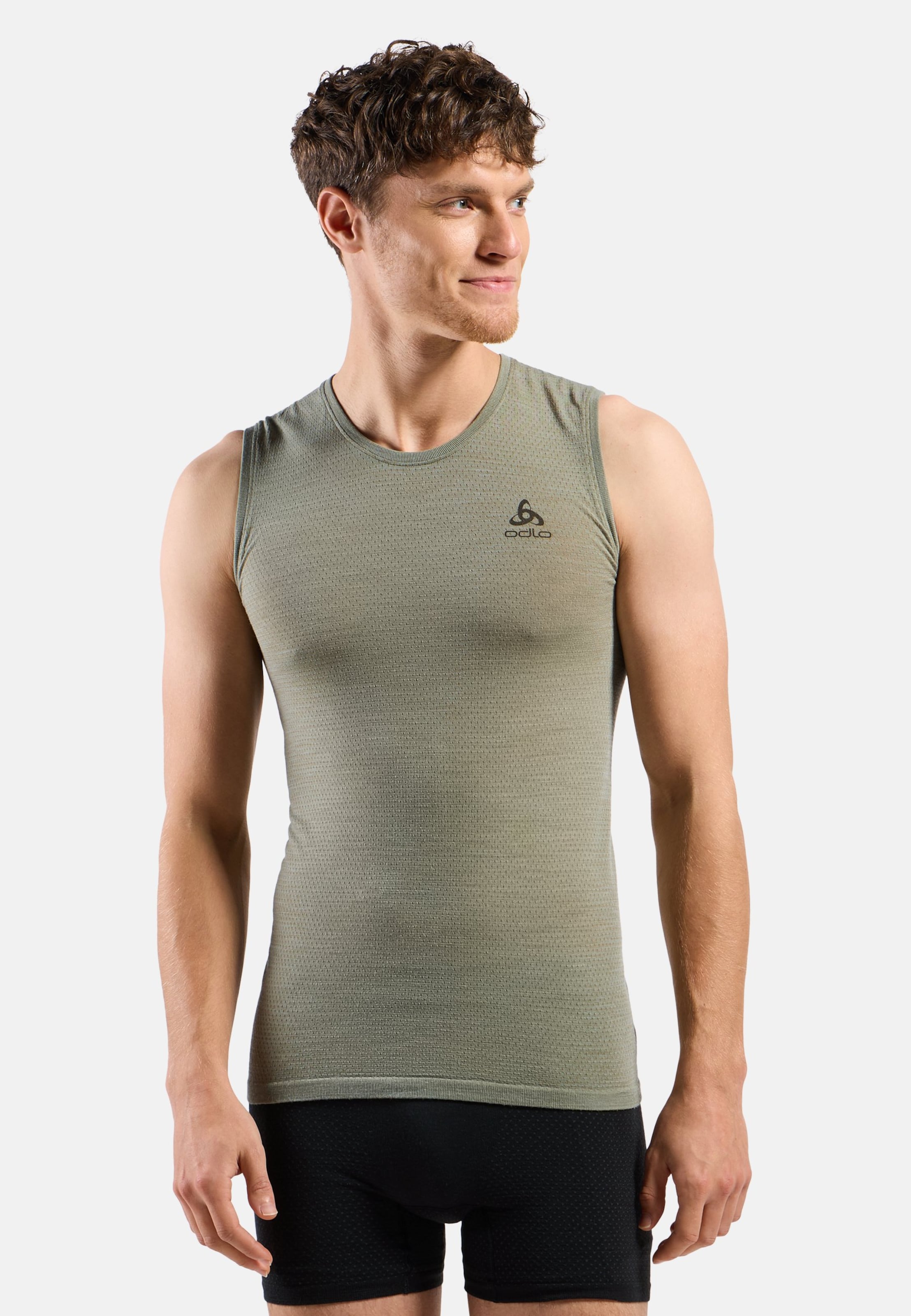 Performance Wool 140 Base Layer Singlet in vetiver