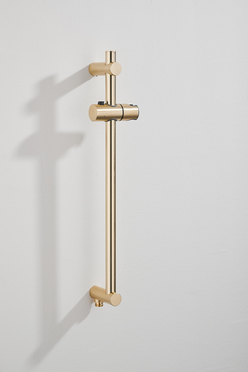 Saniclear Plus douche glijstang met wateraansluiting 60cm geborsteld messing mat goud