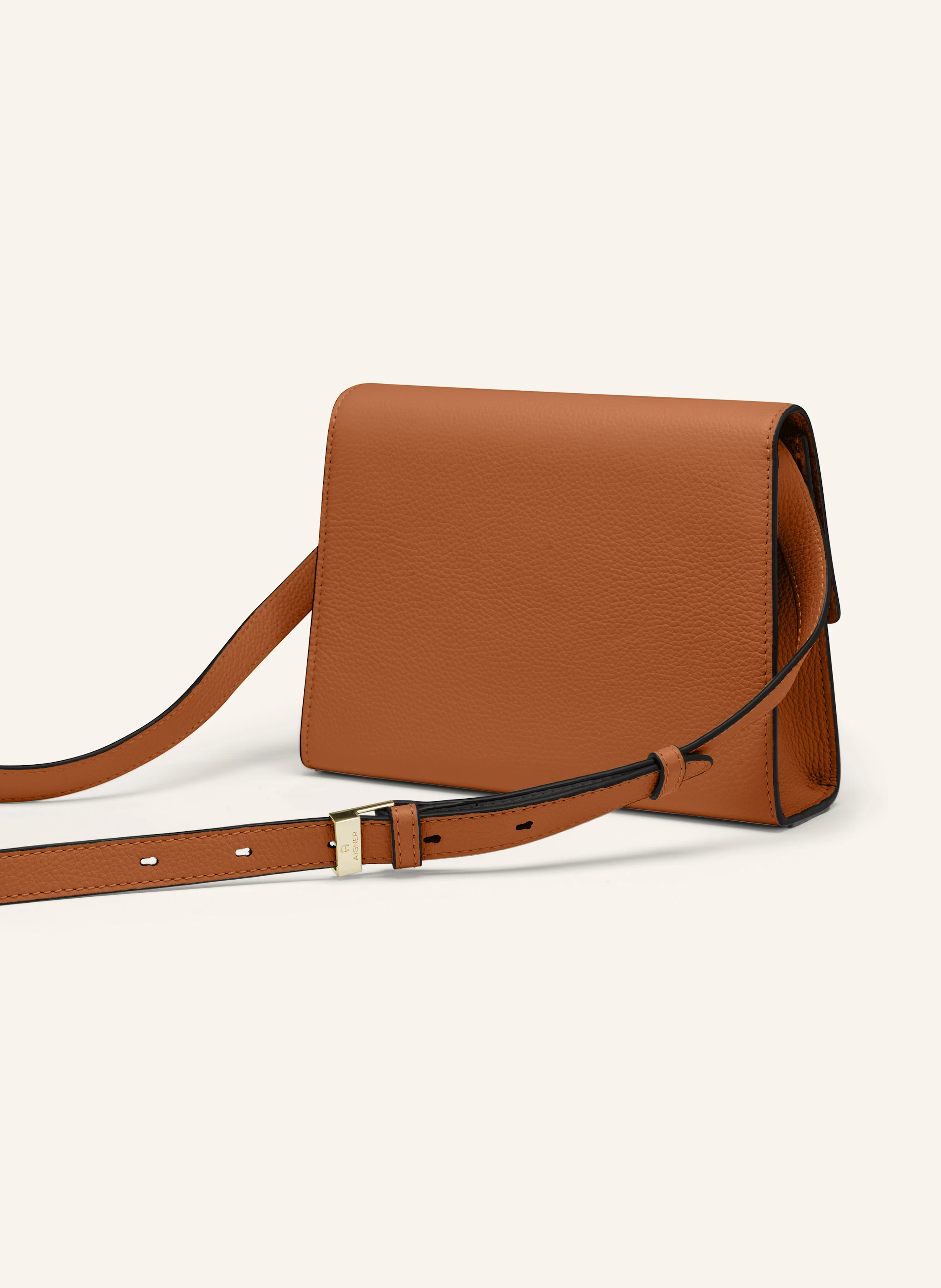 AIGNER Umhängetasche FARAH