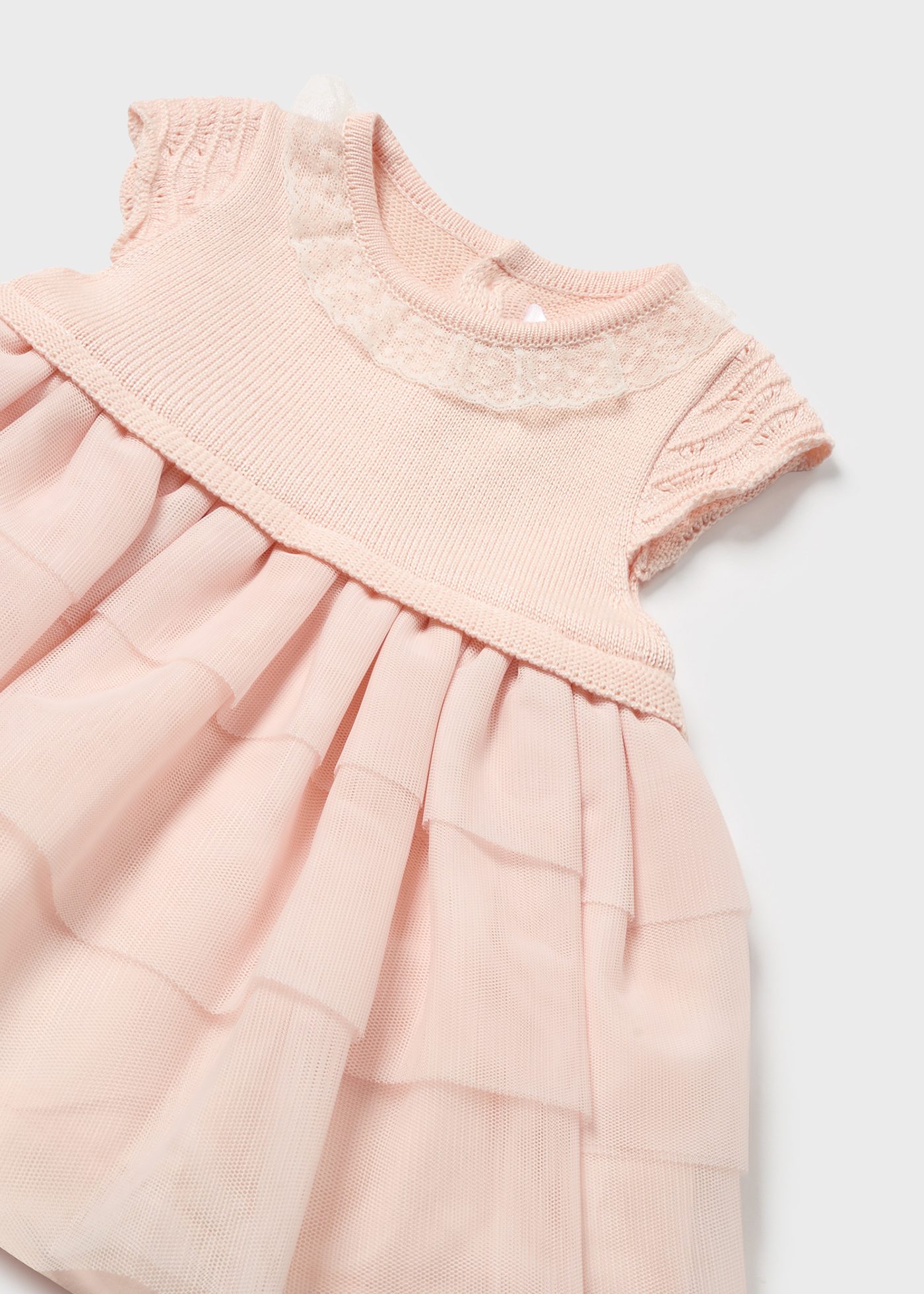 Conjunto Nata com vestido e capa de fralda para recém-nascido