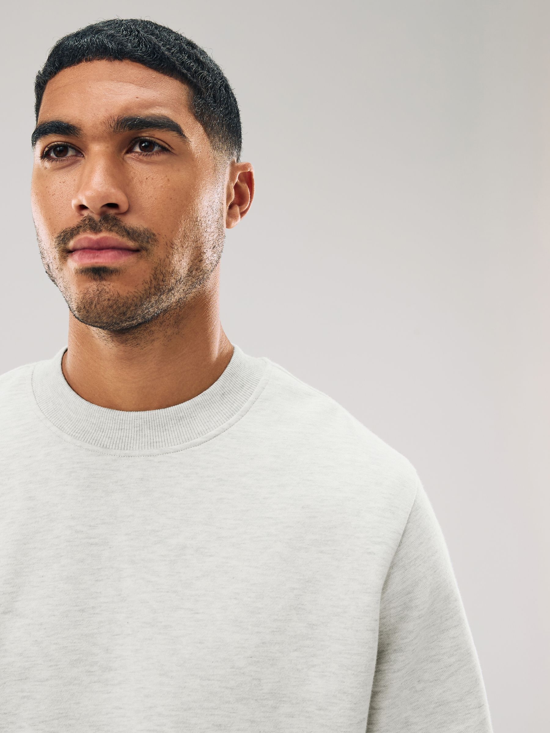 Ecru gemêleerd - Normale Pasvorm - Dik sweatshirt met ronde hals en hoog katoengehalte