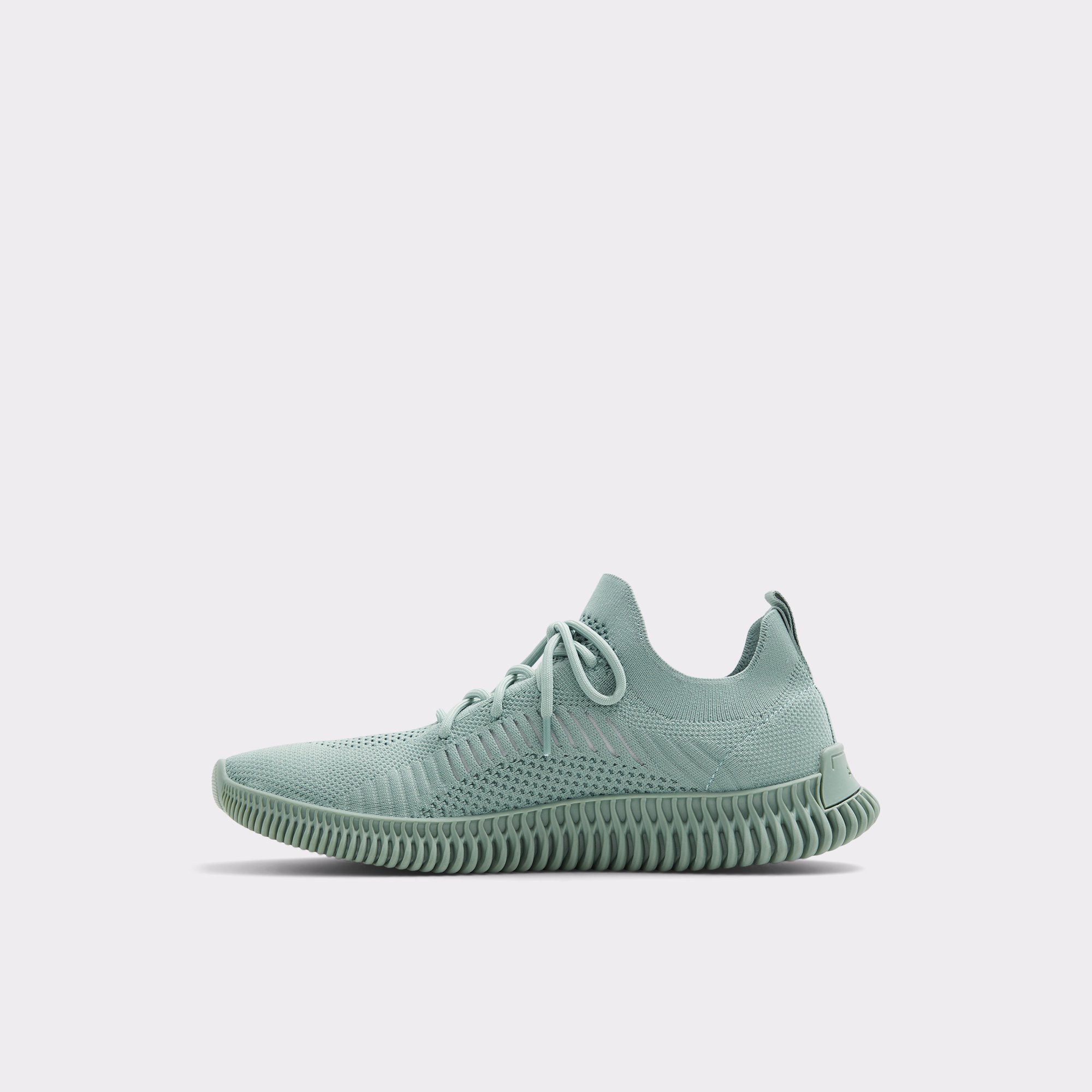 Gilgai Light Green Men Athletic sneakers