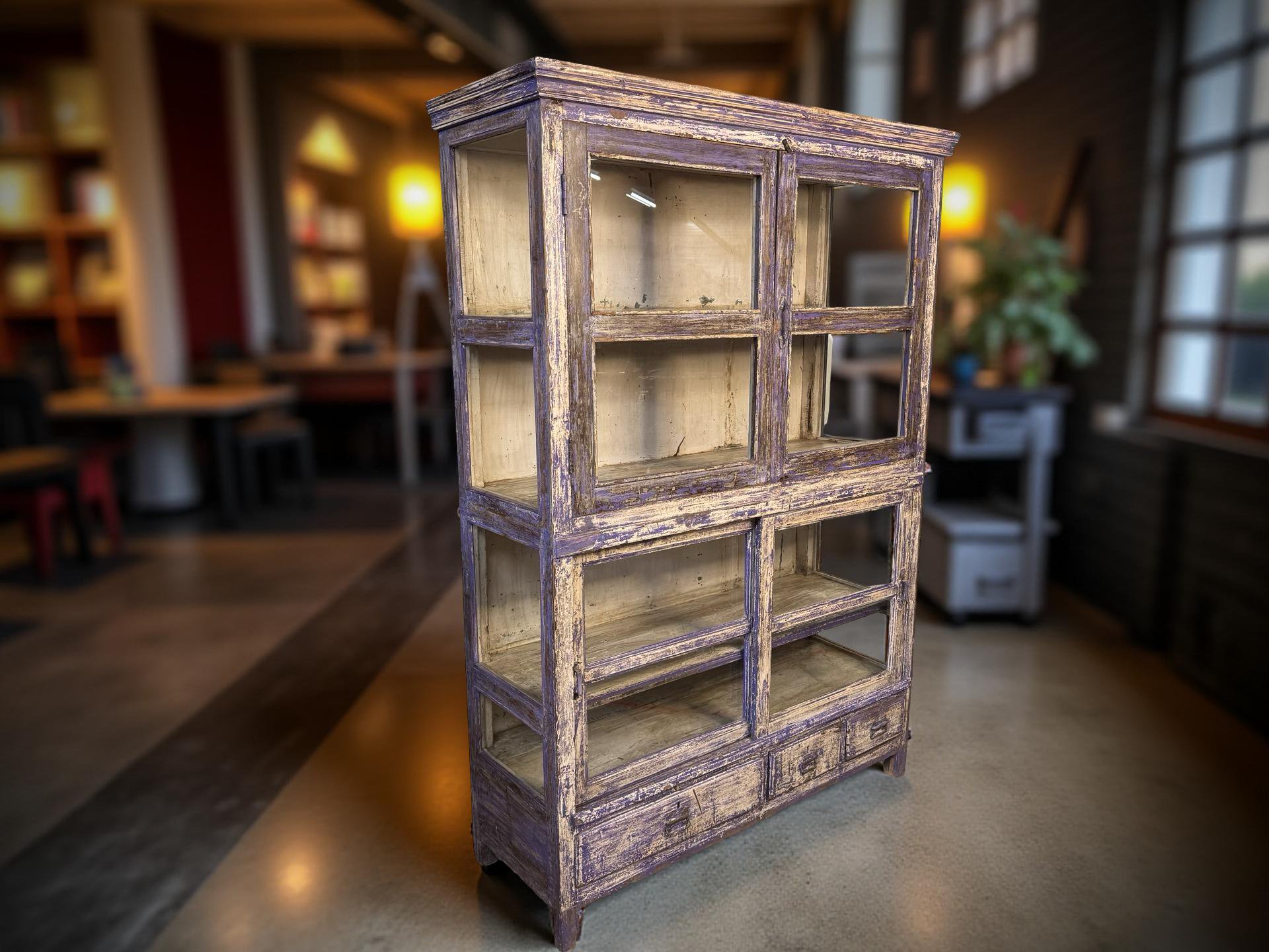 Vitrinekast 4deur 3lades paars/blauw