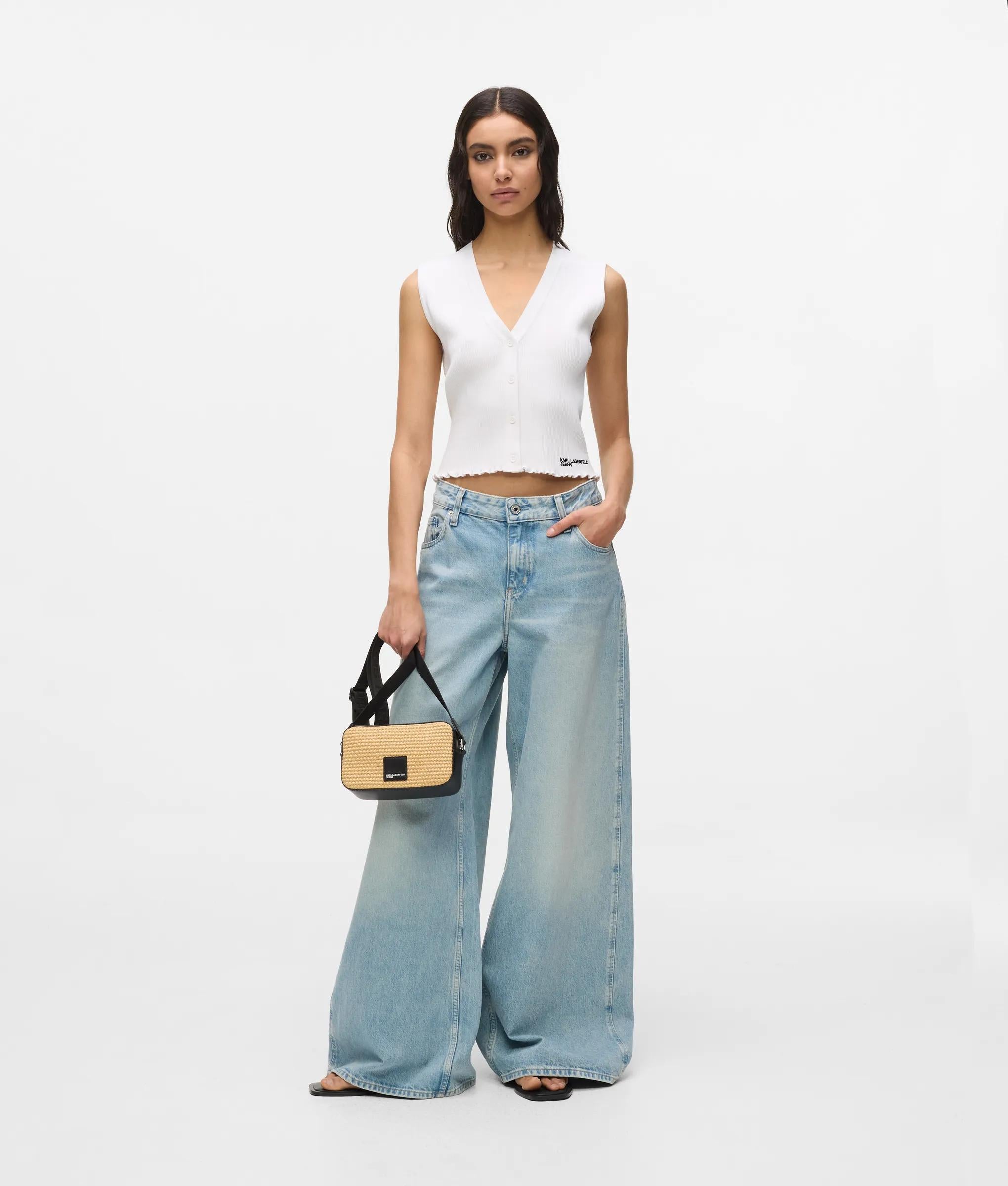 Gebreide top met knoopsluiting