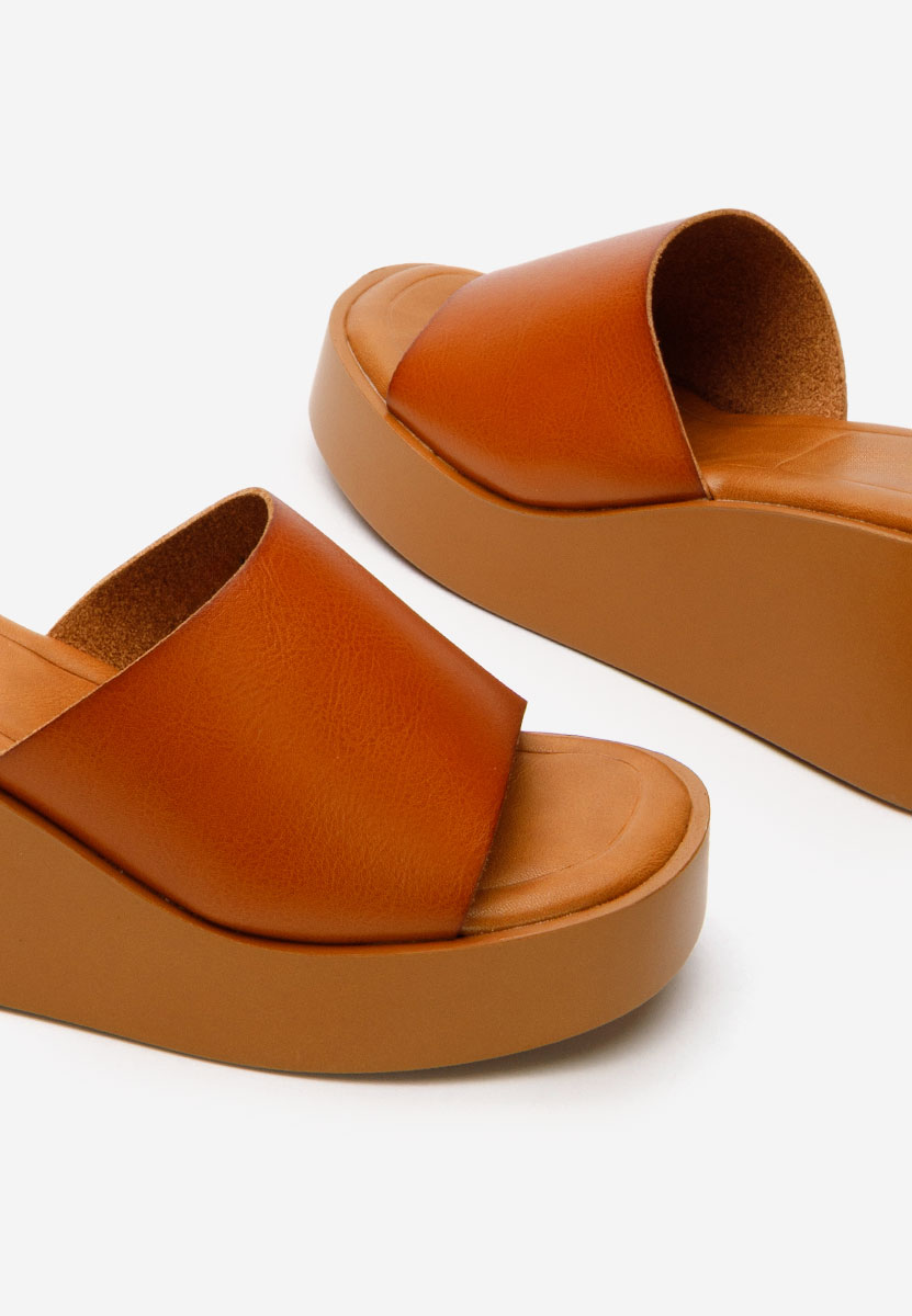 Mules à plateforme chameau Kamilya