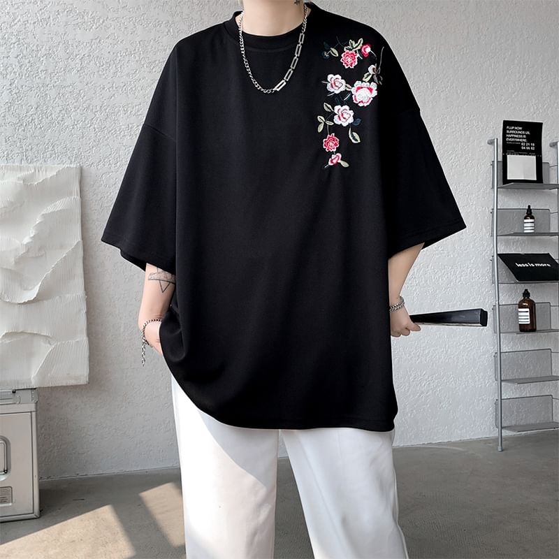 Freehop - T-shirt met korte mouwen, ronde hals en bloemenborduursel