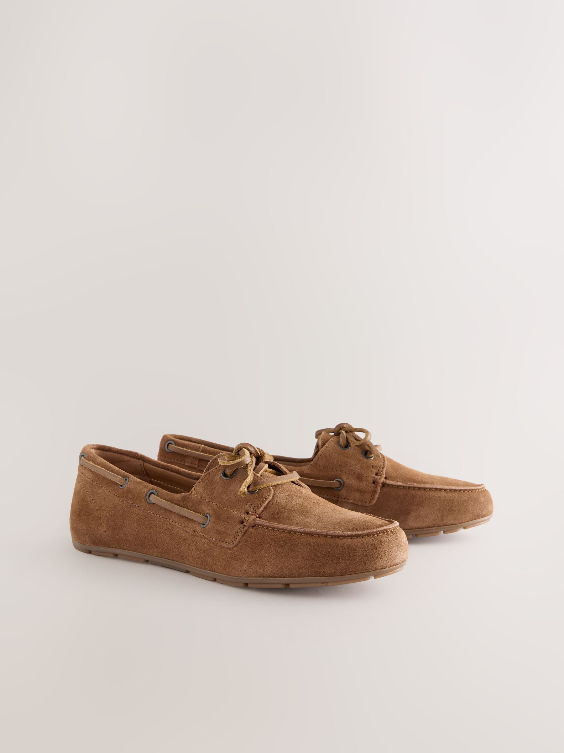 Bruin suède - Leren bootschoenen met ronde neus