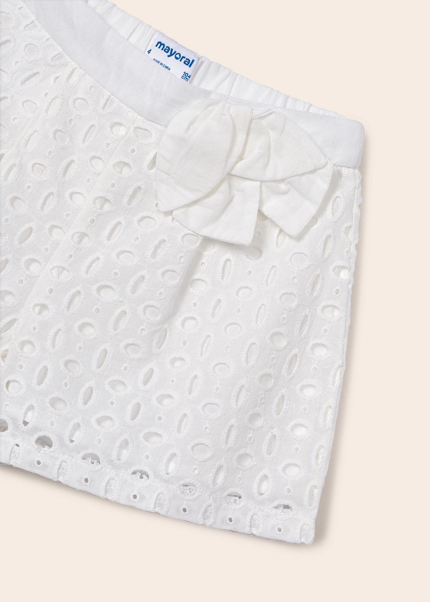 shorts perfurados para meninas