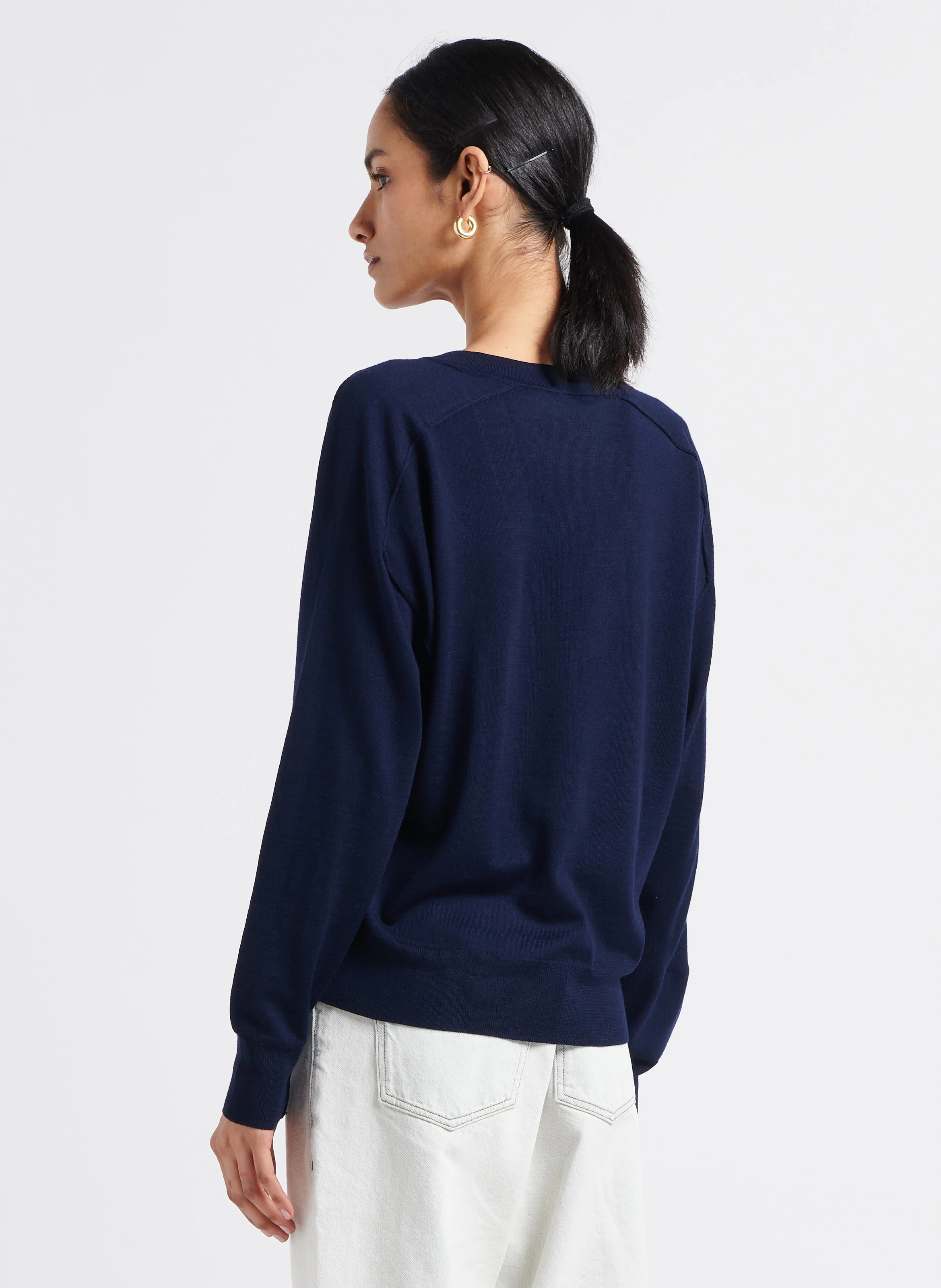 KORINNE - Pull col V en laine | Bleu