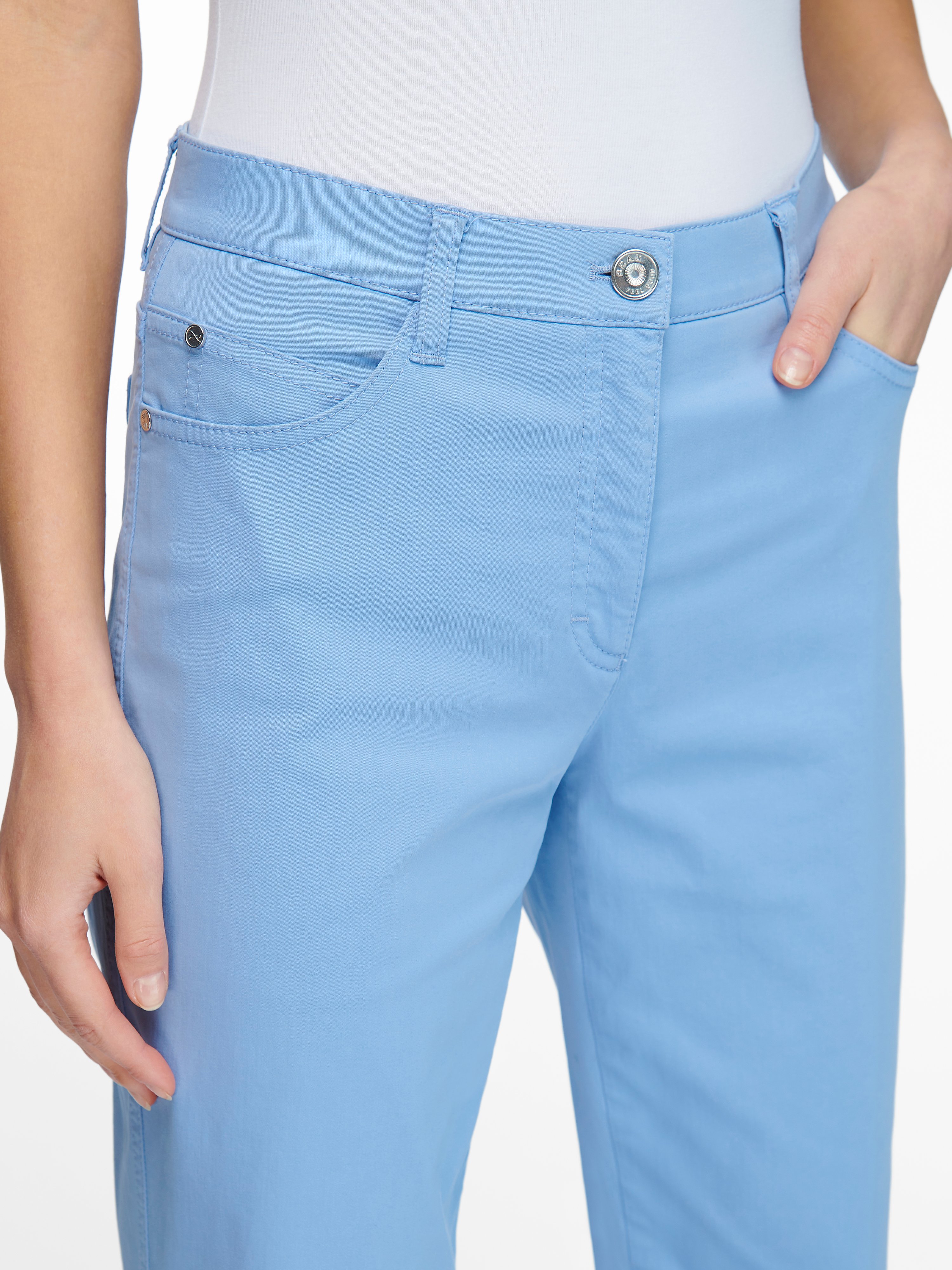Feminine Fit Hose Modell Nicola