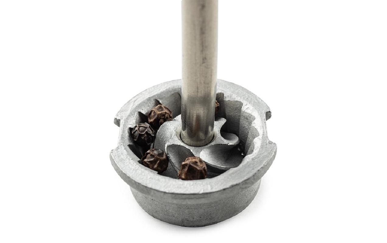 Pfeffermühle Isen u'Select 18 cm, SchwarzGewürzmühle aus Buchenholz