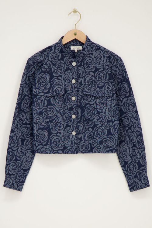 Blauw denim jasje met rozen