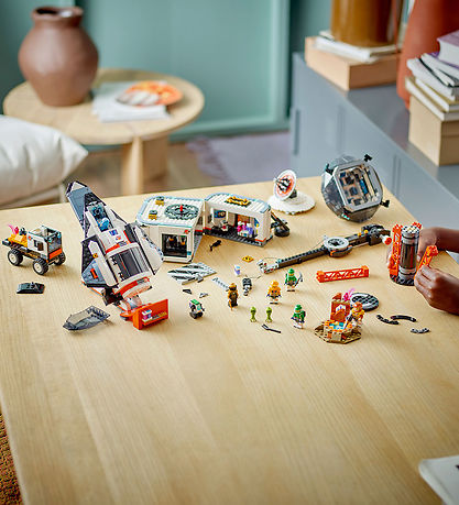 LEGO® City - Raumbasis mit Startrampe 60434 - 1422 Teile