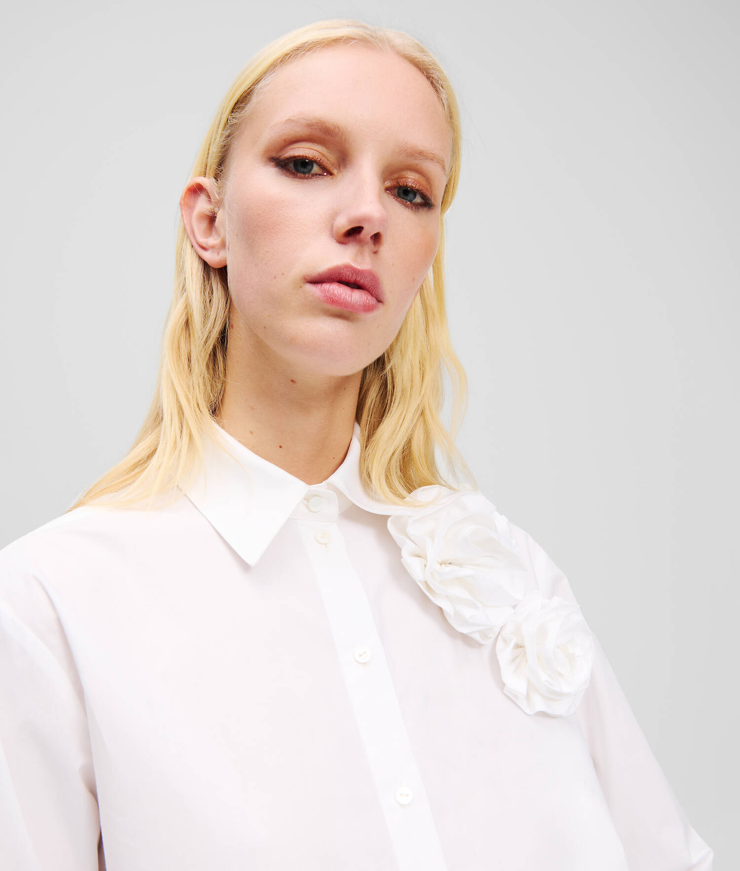 CHEMISIER À FLEURS EN POPELINE - Blanc