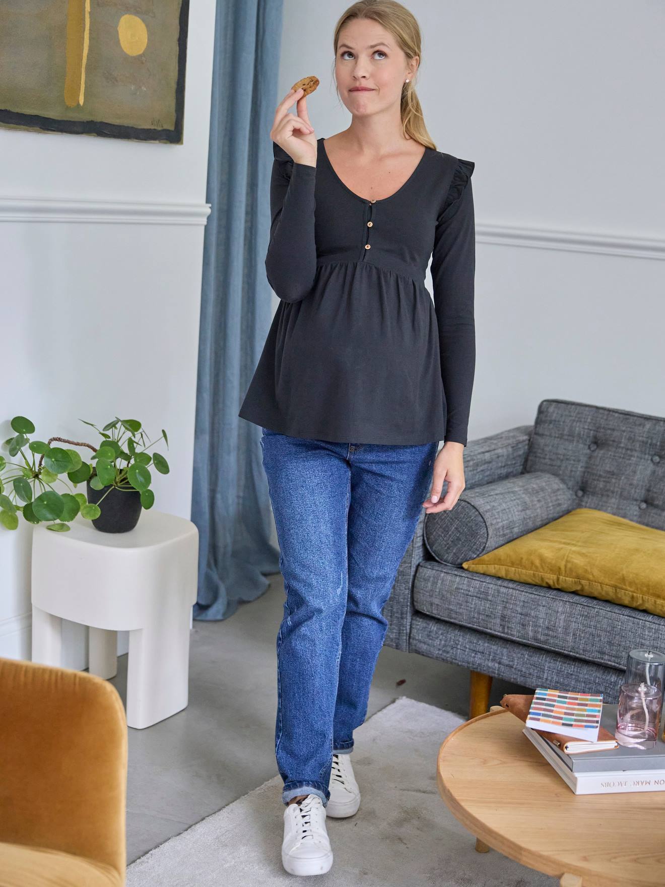 Blusa estilo camiseta para gestantes e lactantes em argila