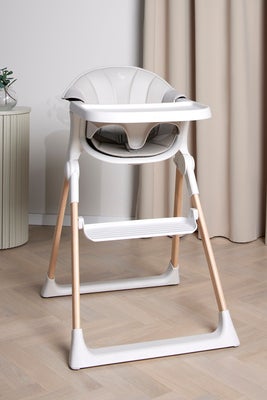 Beemoo CARE Harmony Matstol Inkl. Stolpute, White/Wood/Beige
