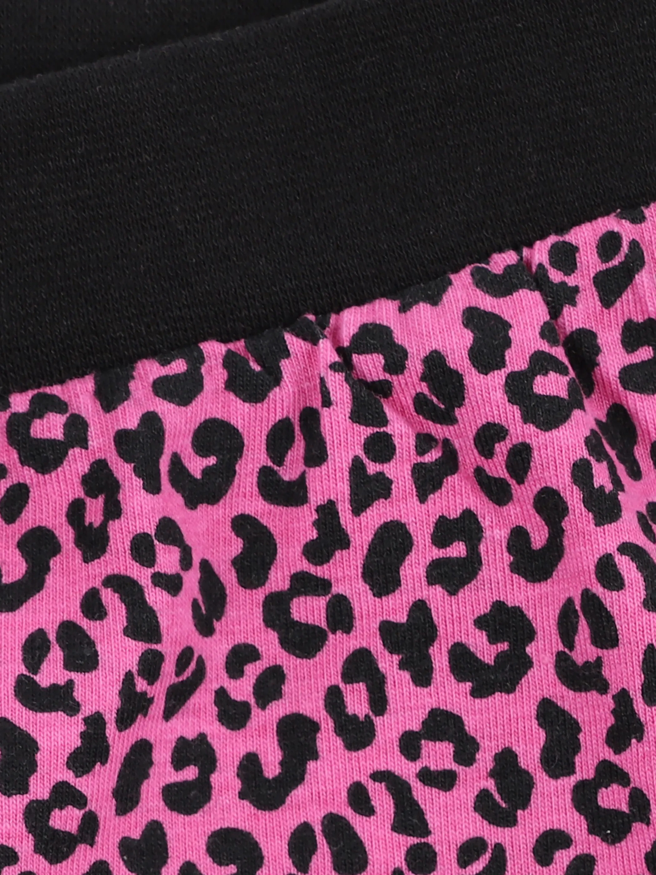 Mädchen Leggings im Minimalprint