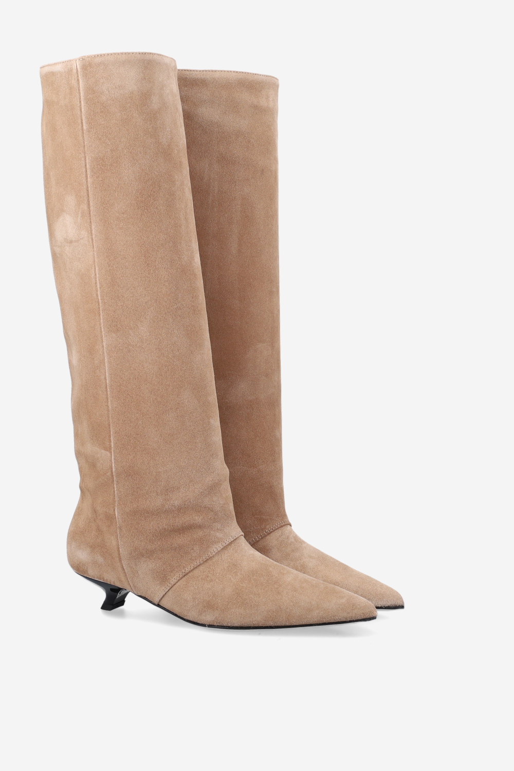 Beggin' suede boots