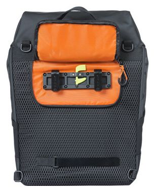 Sacoche de Porte-Bagage Basil Miles Tarpaulin Nordlicht 17L Noir / Orange