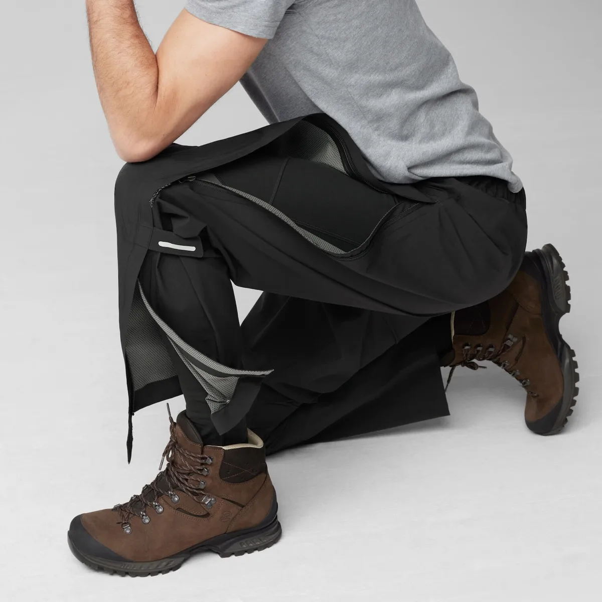 Fjällräven Men's HC Hydratic Trail Trousers Black