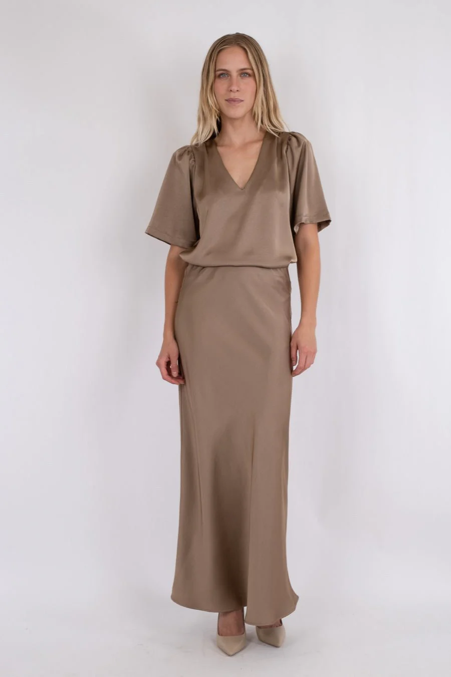 Neo Noir  Vicky Heavy Sateen nederdel - Dark taupe