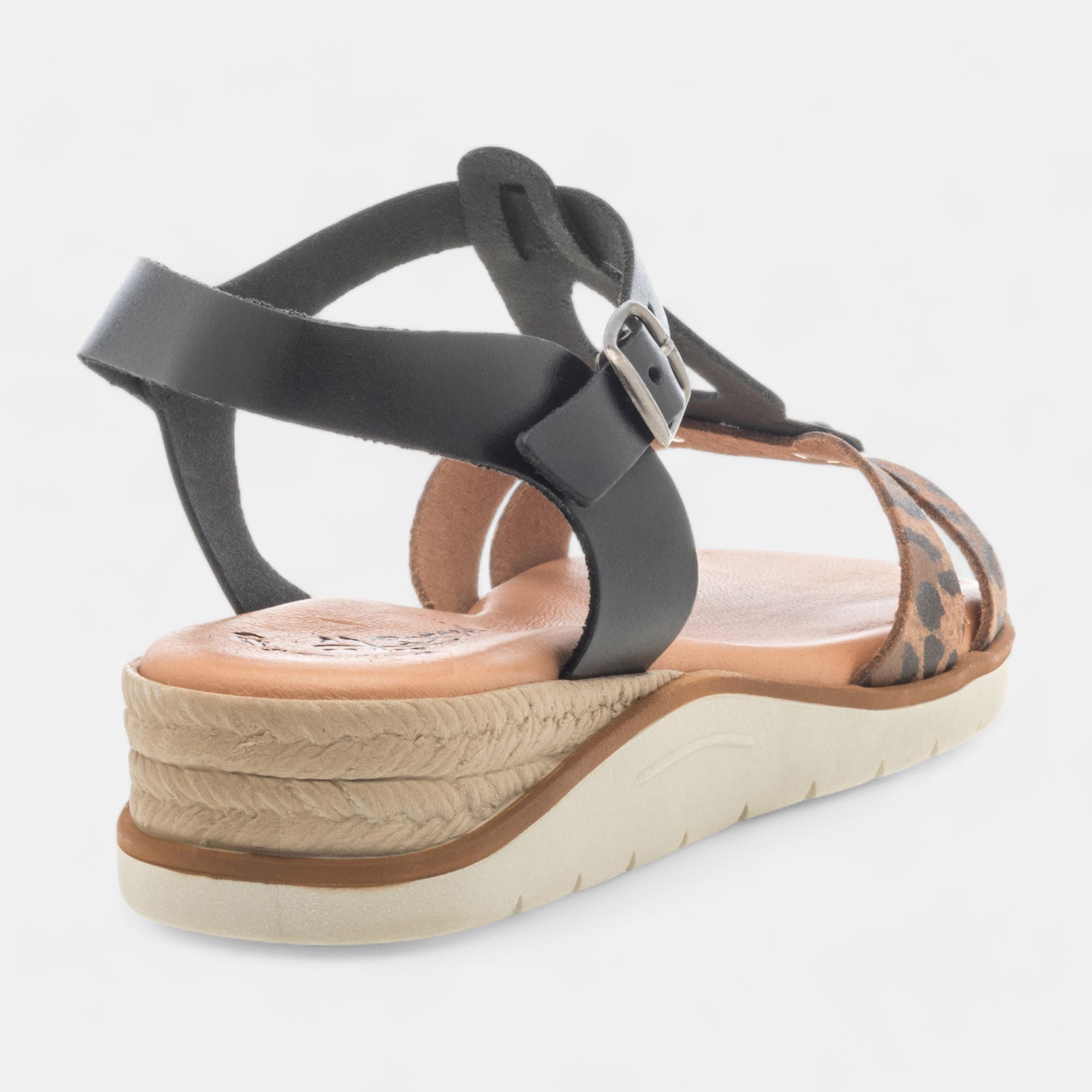 Nu-pieds Femme en cuir noir