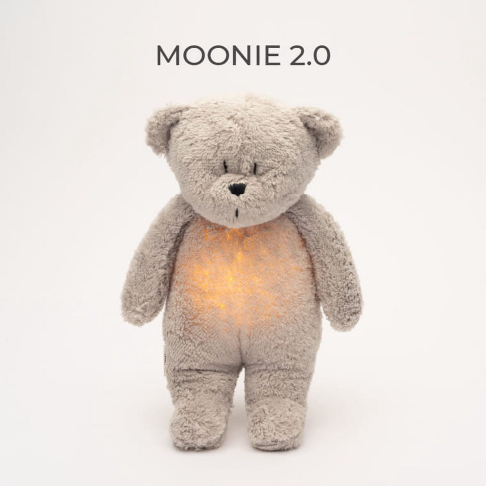 Køb Moonie Gray 2.0 Organic Humming Bjørn Med Pink Noise og en Lampe