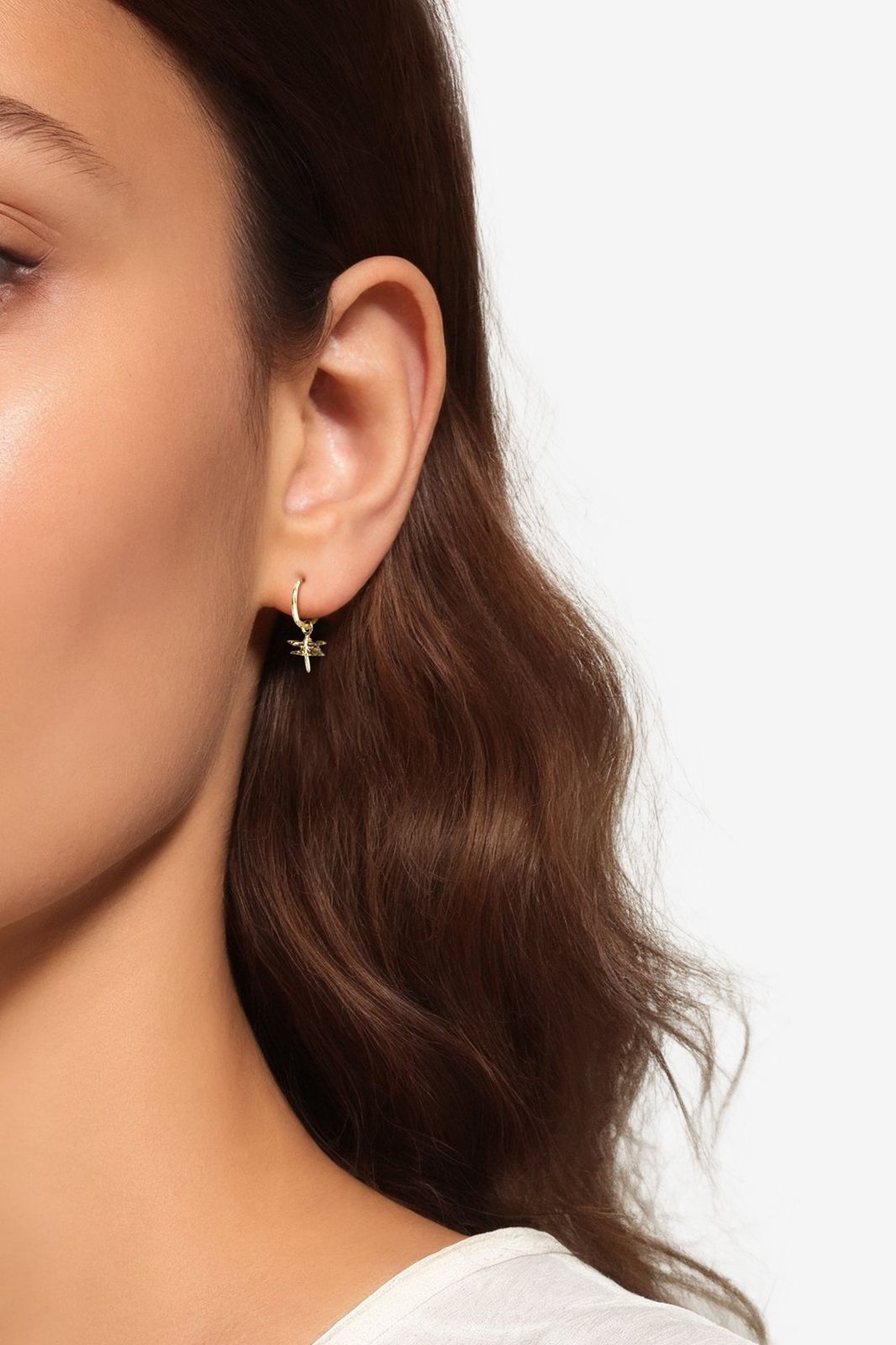 Goldplated oorbellen met libelle