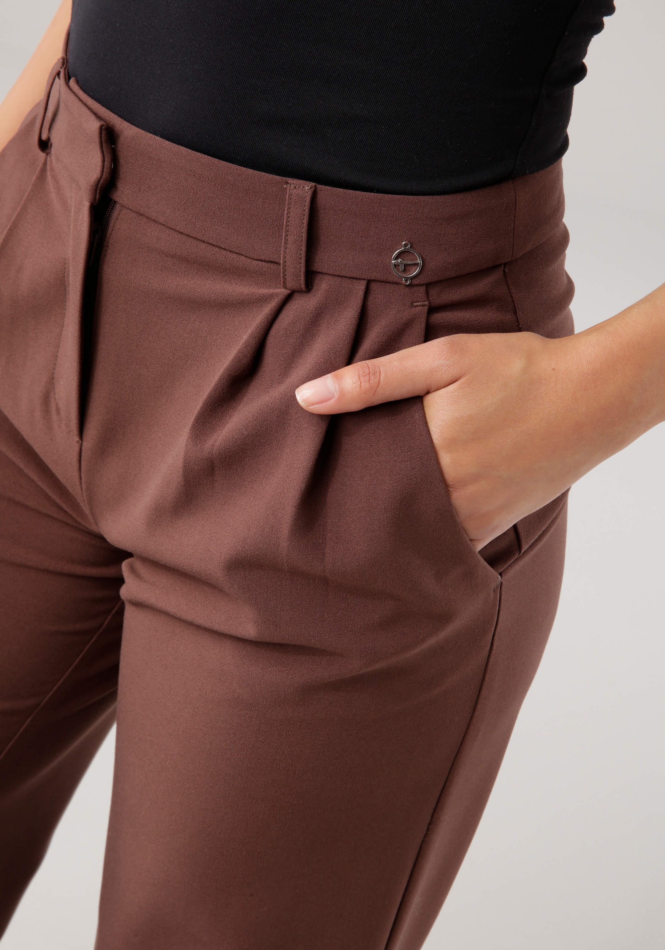Tamaris Anzughose  mit weitem Bein