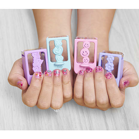Cool Maker Go Glam neglestudio